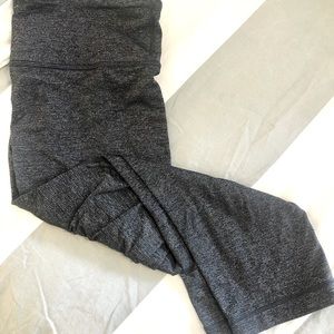Lululemon Wunder Under Cropped Leggings
